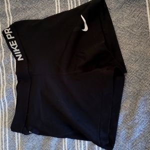 Black Nike flex spandex